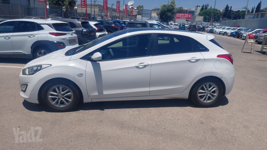 יונדאי i30