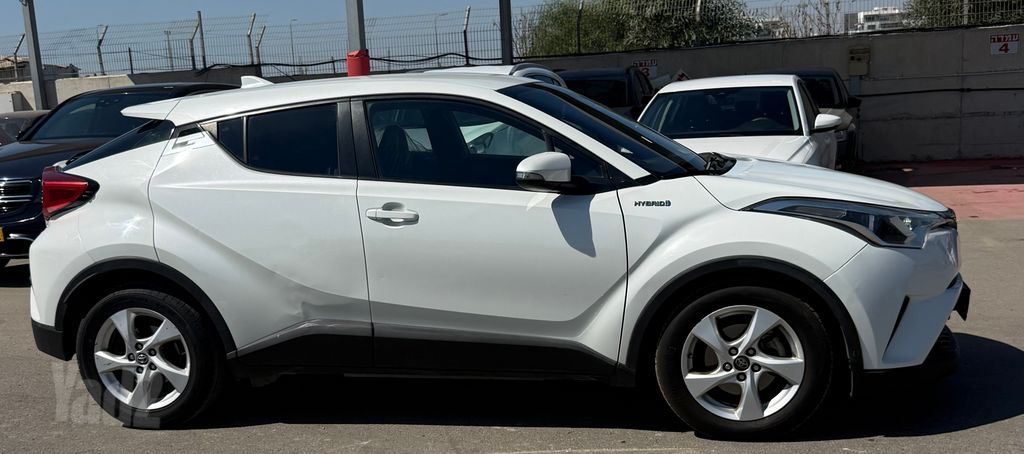 טויוטה C-HR