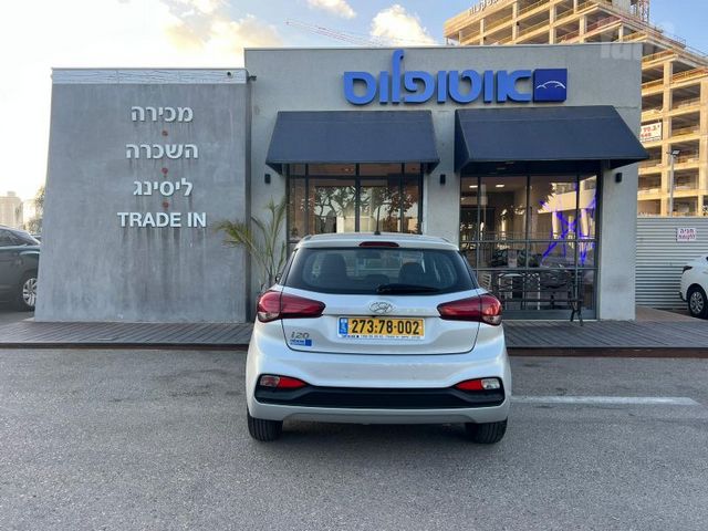יונדאי i20