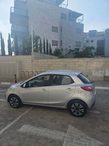 מאזדה 2