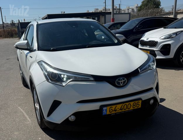 טויוטה C-HR