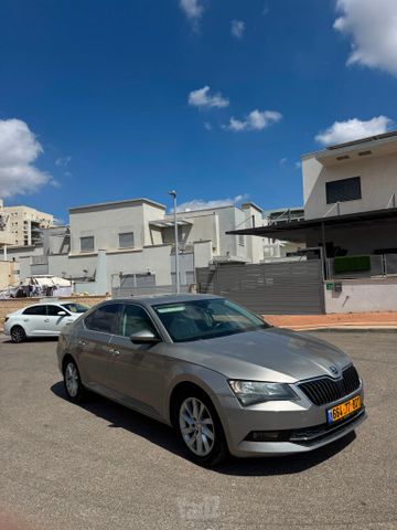 מודעת רכב סקודה סופרב