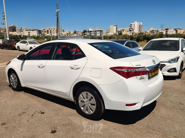 מודעת רכב טויוטה קורולה 2
