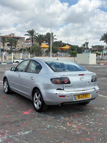 מאזדה 3