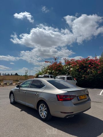 סקודה סופרב