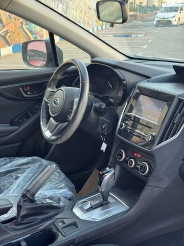 סובארו XV