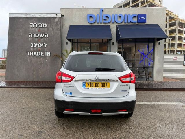 סוזוקי קרוסאובר