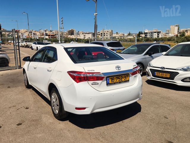 טויוטה קורולה