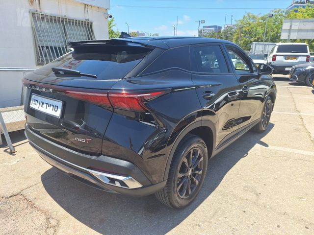 צ׳רי FX