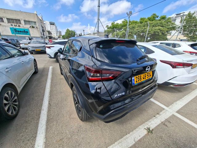 ניסאן ג'וק