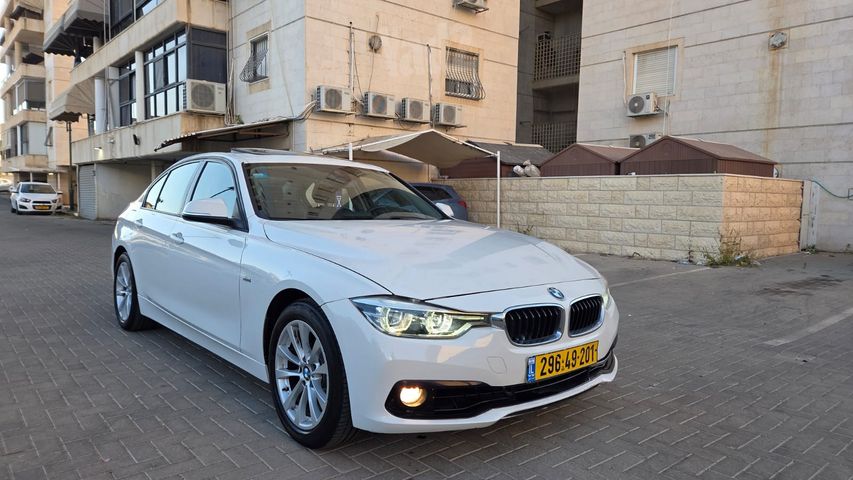 מודעת רכב ב מ וו סדרה 3 1