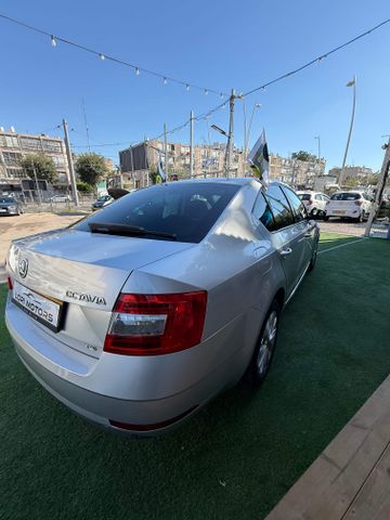 סקודה אוקטביה 