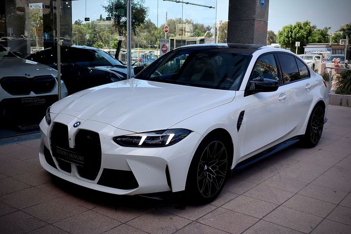 ב מ וו M3
