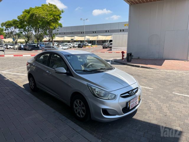 יונדאי אקסנט i25