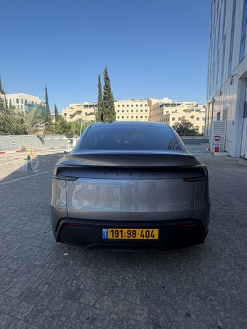 טסלה מודל Y