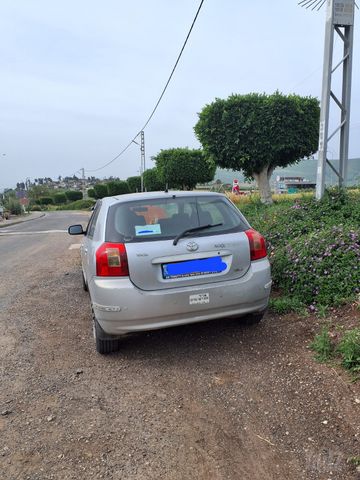 טויוטה קורולה