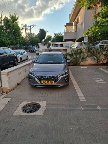 מודעת רכב יונדאי איוניק
