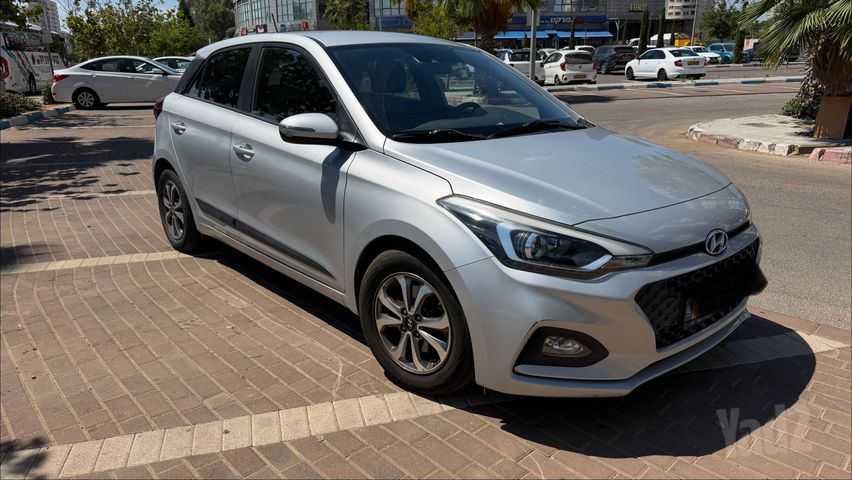 מודעת רכב יונדאי i20
