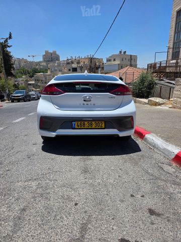 יונדאי איוניק