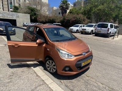 יונדאי i10