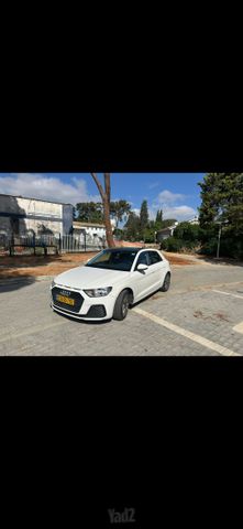מודעת רכב אאודי A1