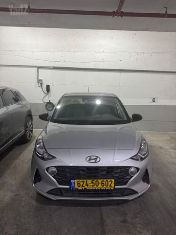 יונדאי i10