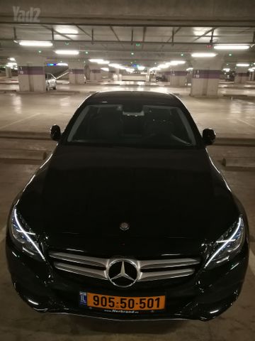 מודעת רכב מרצדס-בנץ C-class