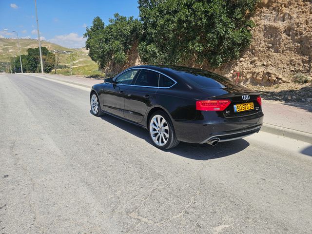 אאודי A5