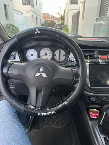 מודעת רכב מיצובישי לנסר