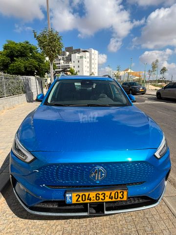אם ג'י ZS