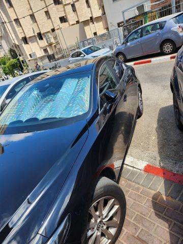 מאזדה 3