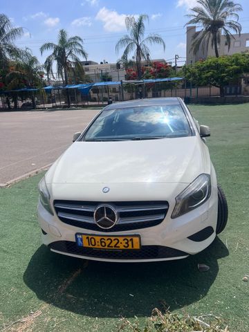 מודעת רכב מרצדס-בנץ A-class