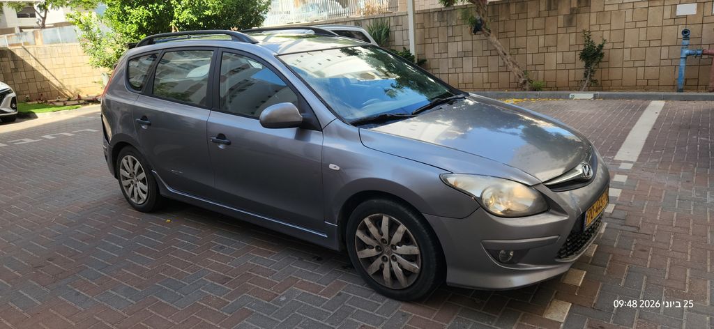 יונדאי i30