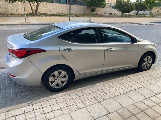יונדאי I35