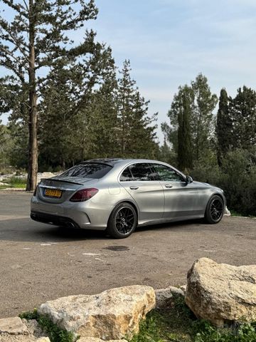 מודעת רכב מרצדס-בנץ C-class