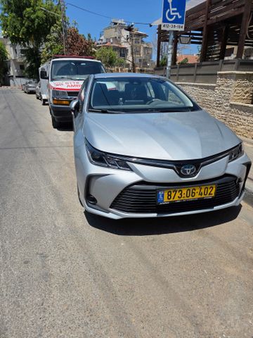 טויוטה קורולה