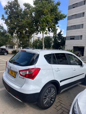 סוזוקי קרוסאובר