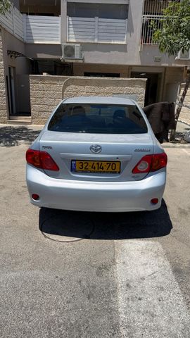 טויוטה קורולה