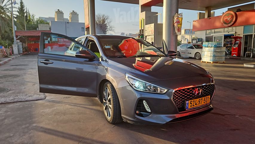 יונדאי i30