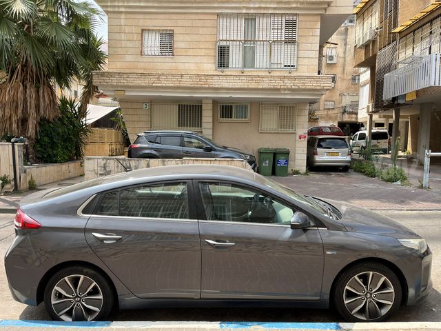 יונדאי איוניק