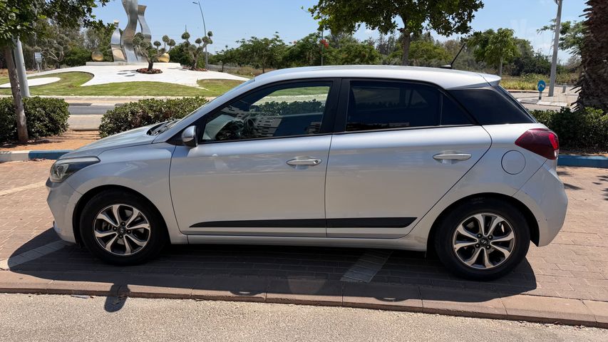 יונדאי i20
