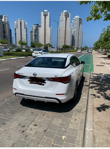 ניסאן סנטרה