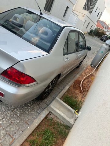 מיצובישי לנסר