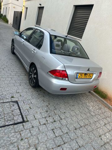 מיצובישי לנסר