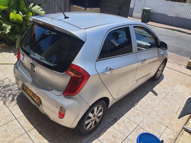 קיה פיקנטו
