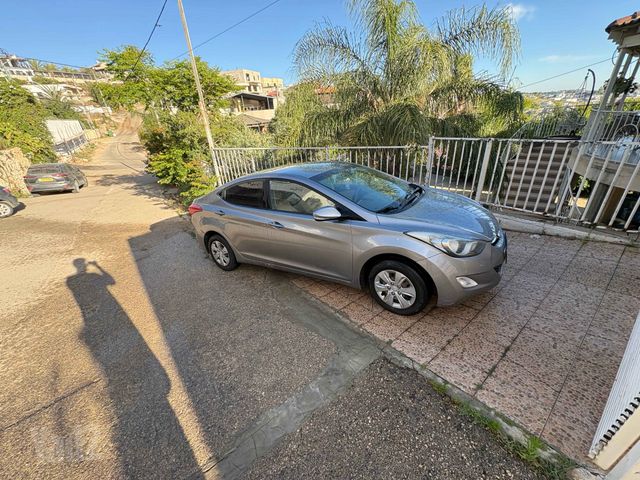 יונדאי I35