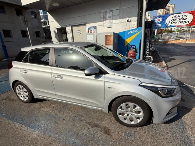 מודעת רכב יונדאי i20
