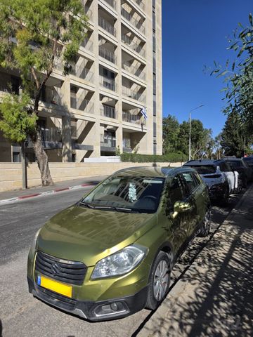 מודעת רכב סוזוקי קרוסאובר