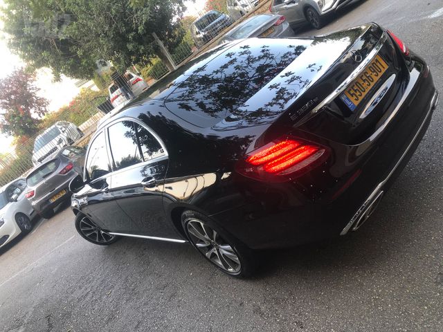 מודעת רכב מרצדס-בנץ E-class