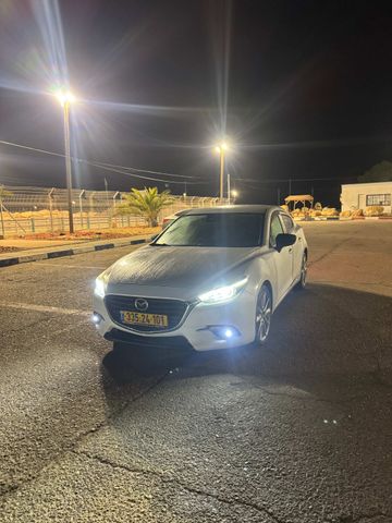 מאזדה 3